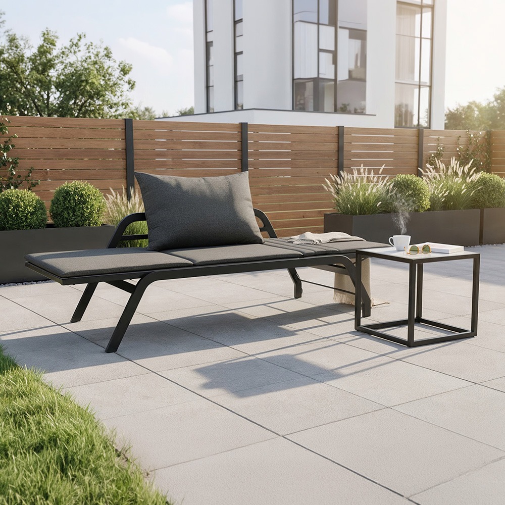 Stern NOVI Aluminium Set 2-teilig Novi Aluminium schwarz matt mit einer Rollenliege/Bank und einem Beistelltisch 45x45x45 cm Tischplatte Dekton Lava hellgrau
