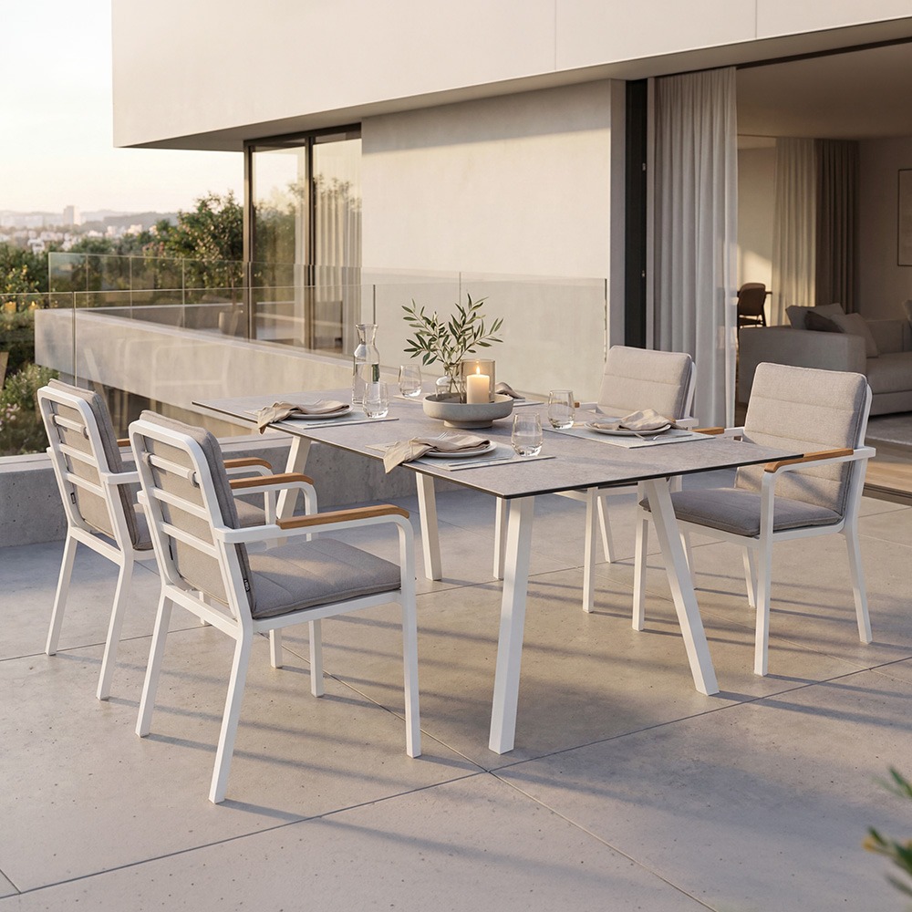 Stern PEPE Aluminium Set 9-teilig Pepe Aluminium weiß mit 4 Stapelsesseln, 4 Auflagen cream und einem Tisch Interno 180x100cm stone light