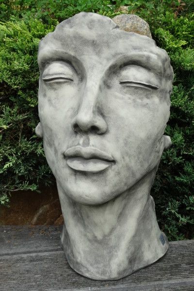 Gartenfigur Gesicht 'FRAU', Steinguss, klein - Original von Vidroflor
