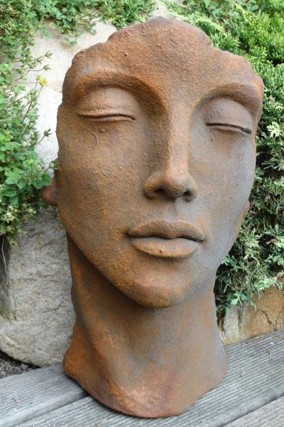 Gartenfigur Gesicht 'FRAU', Steinguss, Edition Oxid, klein - Original von Vid...
