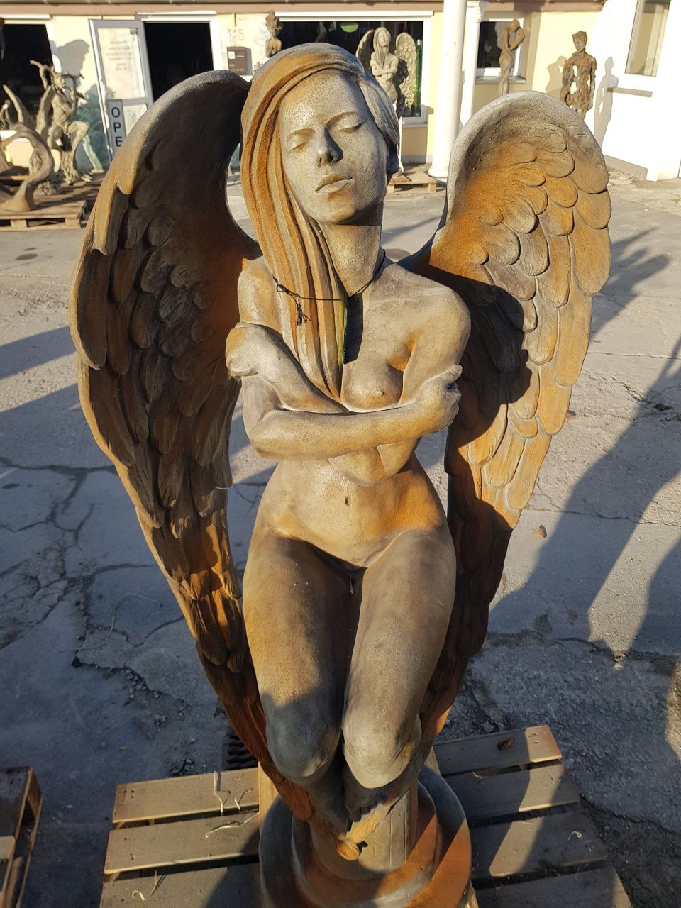 Gartenfigur Engel ELOA, Rosteffekt - Original von Vidroflor