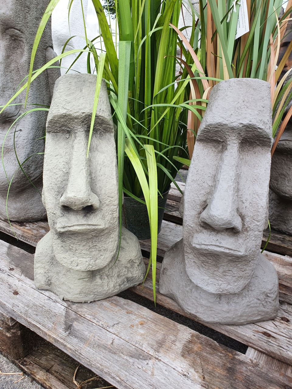Gartenfigur Moai klein Typ 1, verschiedene Farben