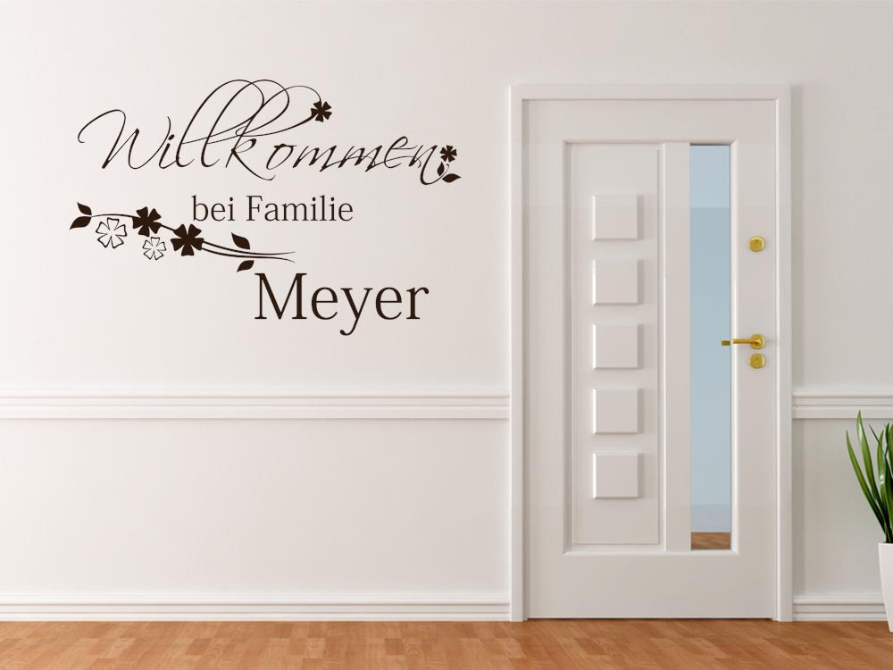 Wandtattoo Willkommen bei Familie Wunschname für Flur
