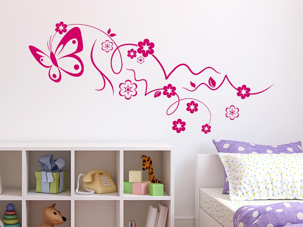 Wandtattoo Schmetterling mit Blumen