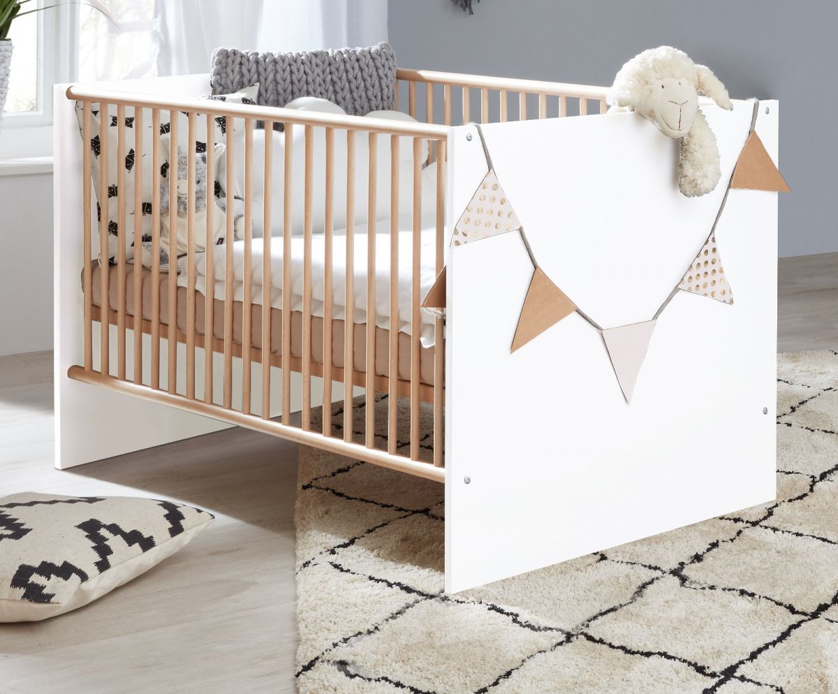 Babybett Mats weiß matt und Eiche Sonoma 70 x 140 cm Gitterbett mit Schlupfsprossen und Lattenrost