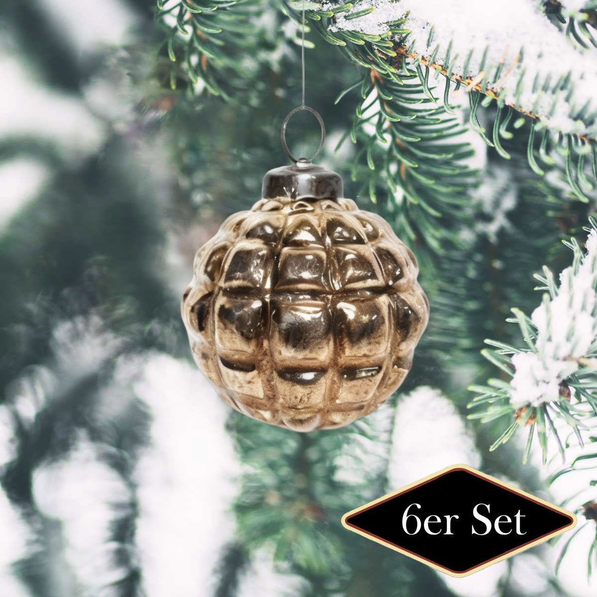 Premium Weihnachtskugel, Glas, gold strukturiert - handgemacht in Indien, ⌀8 cm