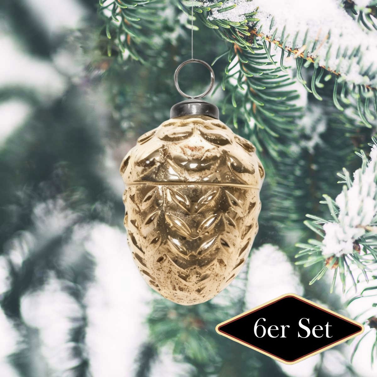 Premium Weihnachtskugel, Zapfen gold glänzend - handgemacht in Indien, H.8cm