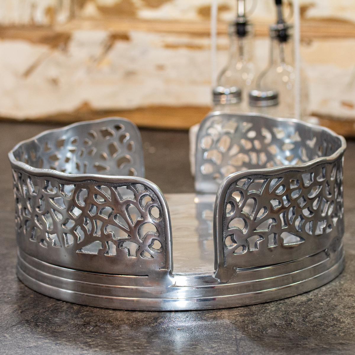 Etagere für Teller, schön verziert, 1 Etage, Aluminium, gebürstet, Auslage