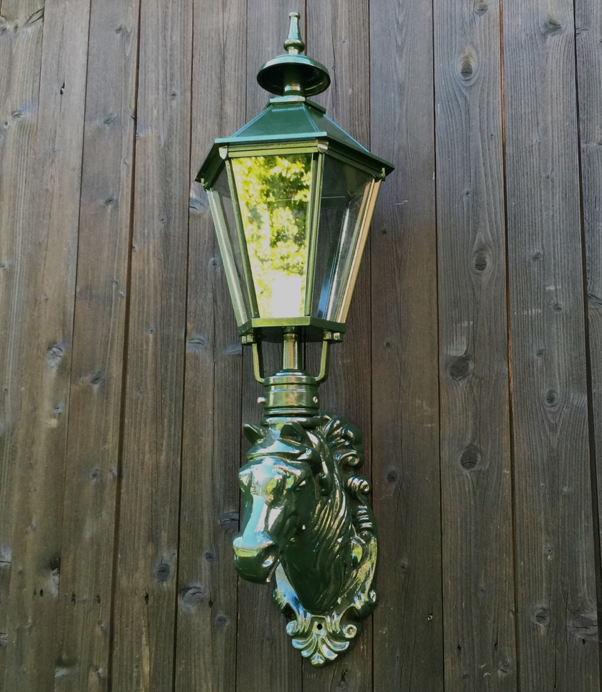 Aussenleuchte Pferdekopf, Beleuchtung Stall Pferd - Aluminium schwarz - H.80cm