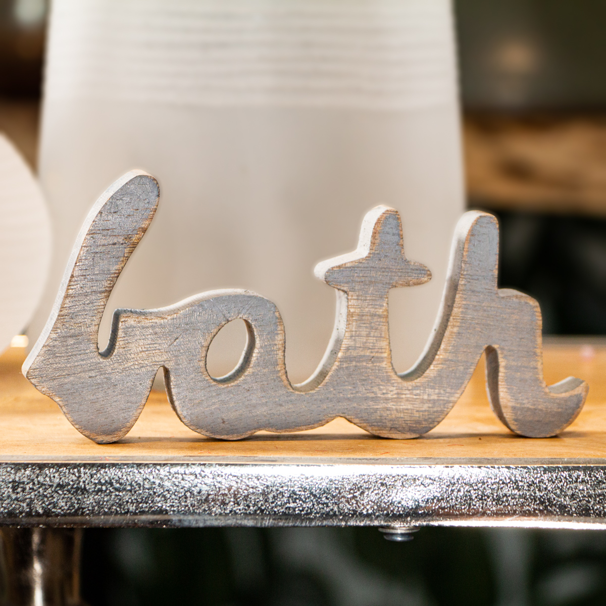 Holzschrift 'Bath', Blau, Dekoration