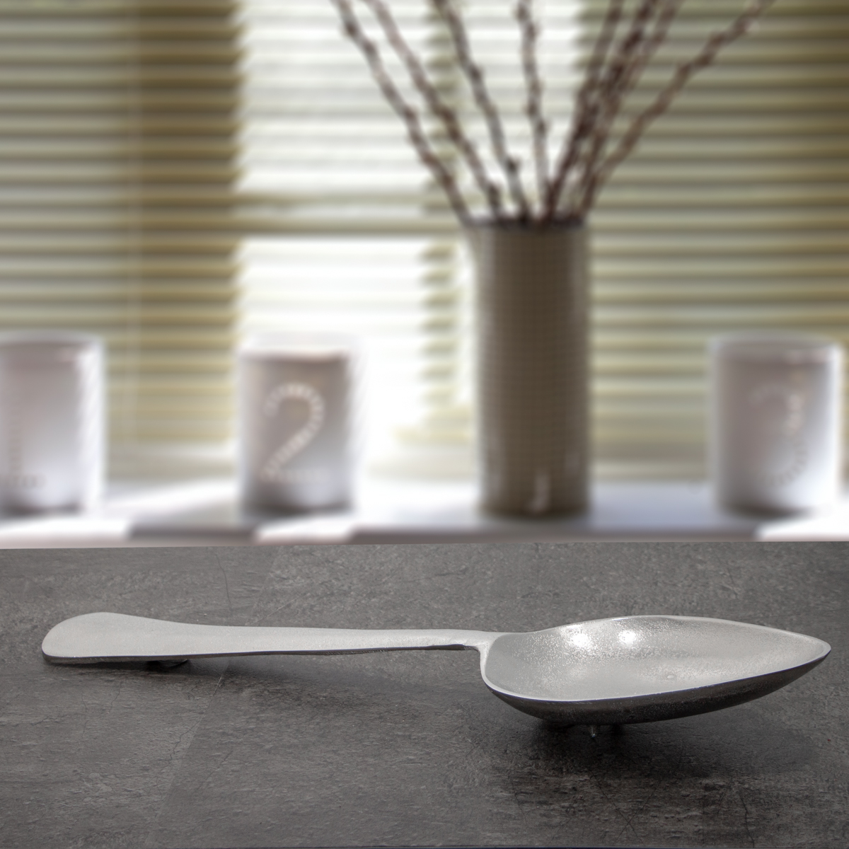 Löffel, groß, als Tischdekoration, gecrushed, Tischdeko, Aluminium