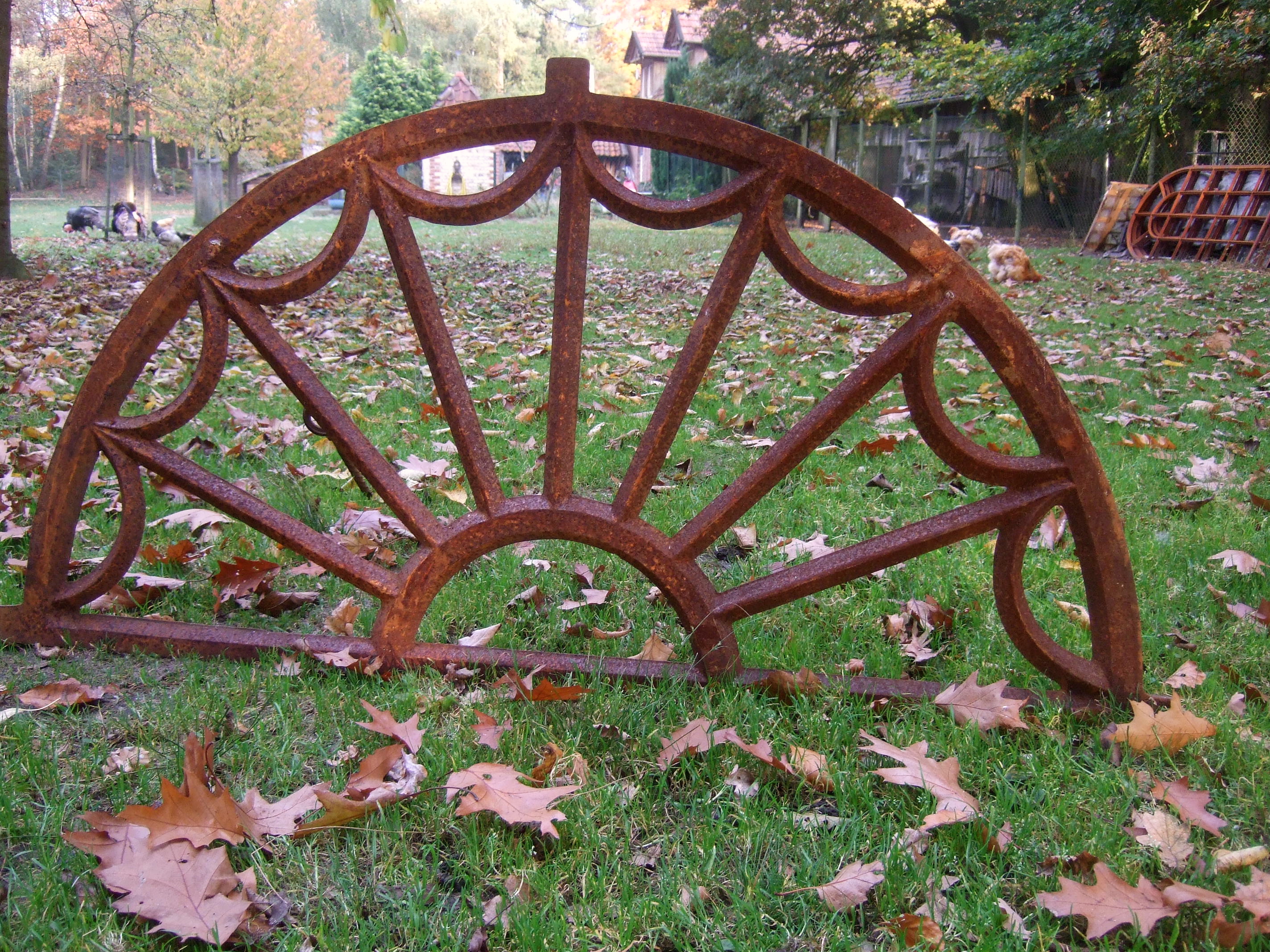 Eisenfenster, großes Stallfenster für Gartenmauer, Fenster, Napoleon