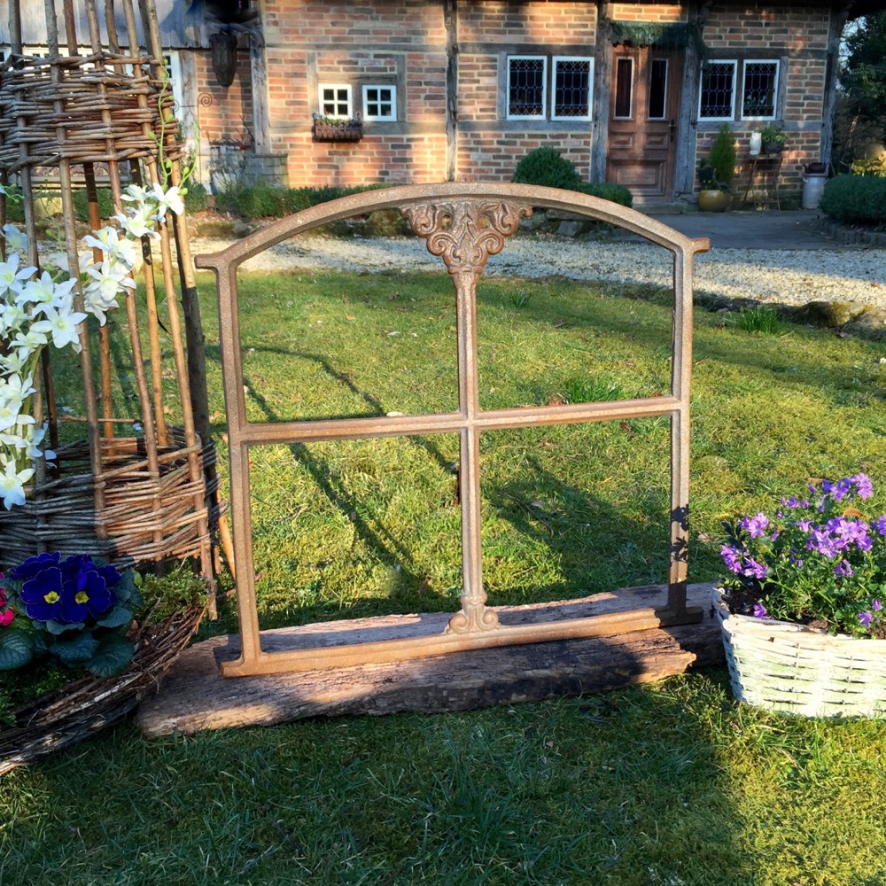 Eisenfenster für Terrassenmauer, alte Stallfenster, Fenster antike Dekoration