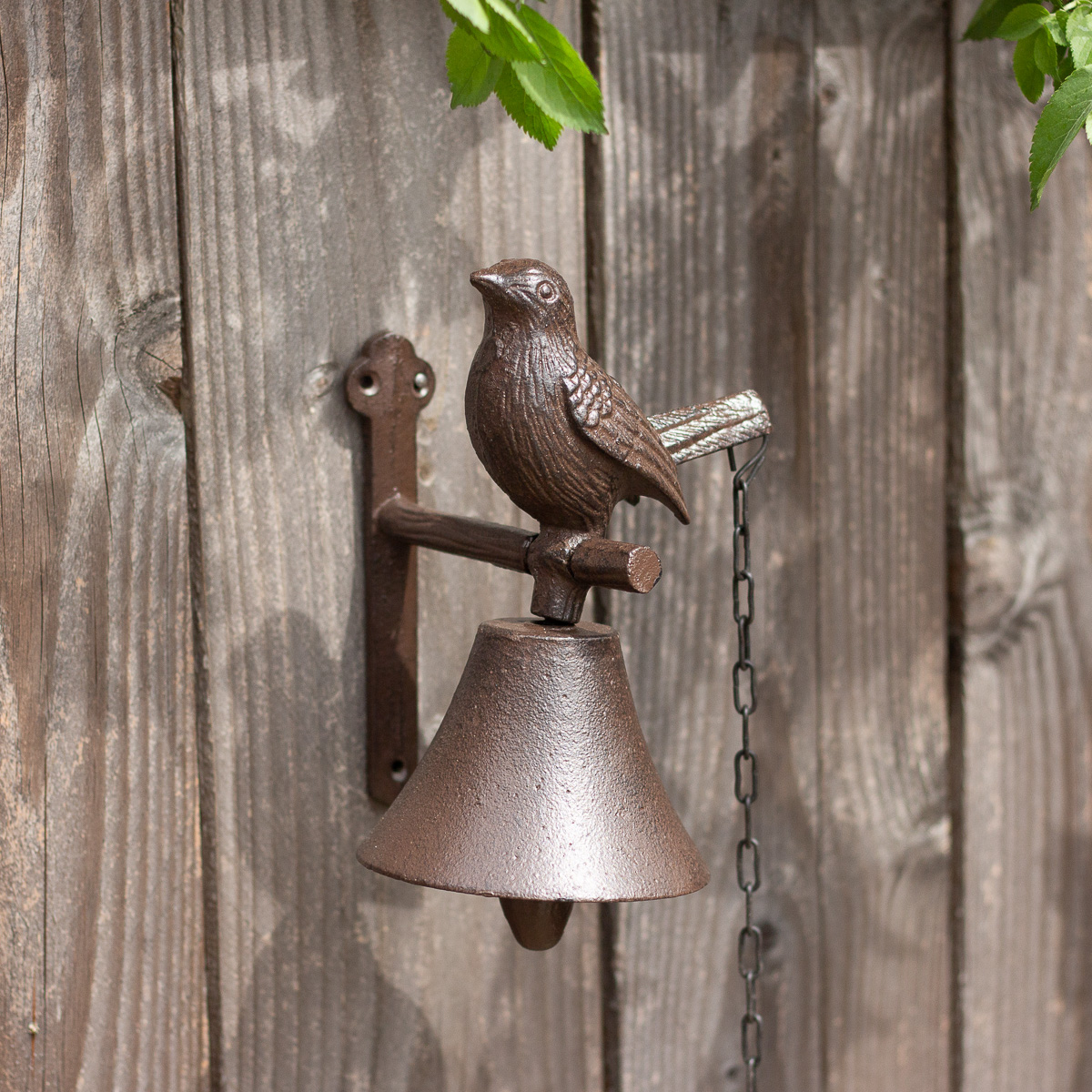 Glocke im Landhausstil, Gartenglocke mit Vogel, Wandglocke mit Kettenzug