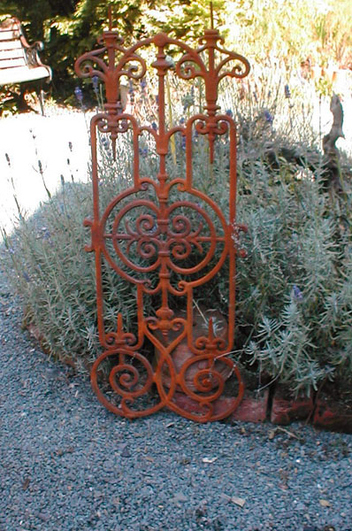 Jugendstil Gitter als Balkongitter, Treppen Balkon Geländer, Treppenstäbe, Zaun