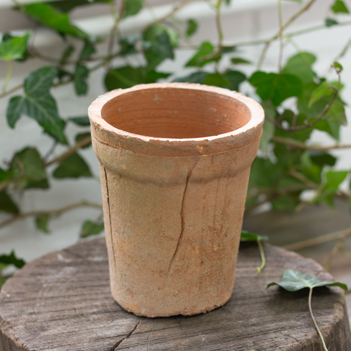 Handgefertigter Tontopf, Blumentopf für Kräuter, Pflanzgefäß mediterran