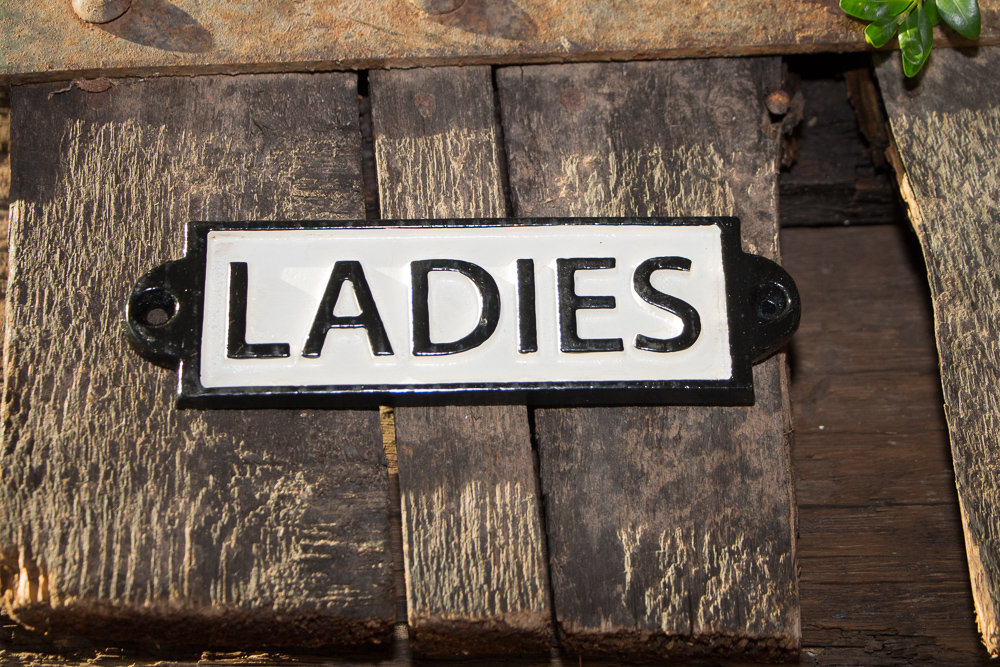 Schild Eisen Gusseisen 'Ladies' WC Badezimmer antik Tür Nostalgie Zimmer