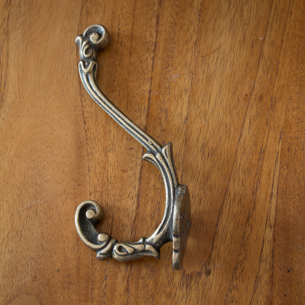 Haken, Kleiderhaken, Garderobe, handgefertigt | Eisen messingfarben | 17 x 7 cm