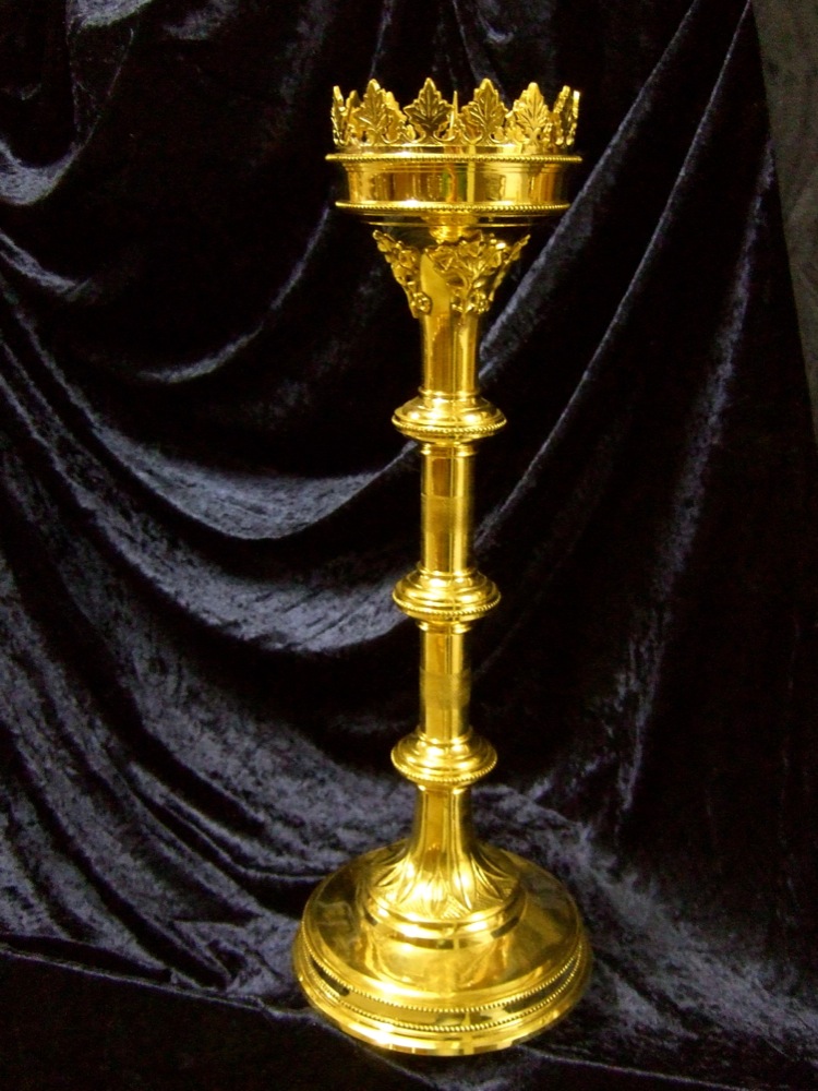 Kerzenleuchter Kirche, Kerzenständer, prachtvoller Leuchter, groß aus Messing