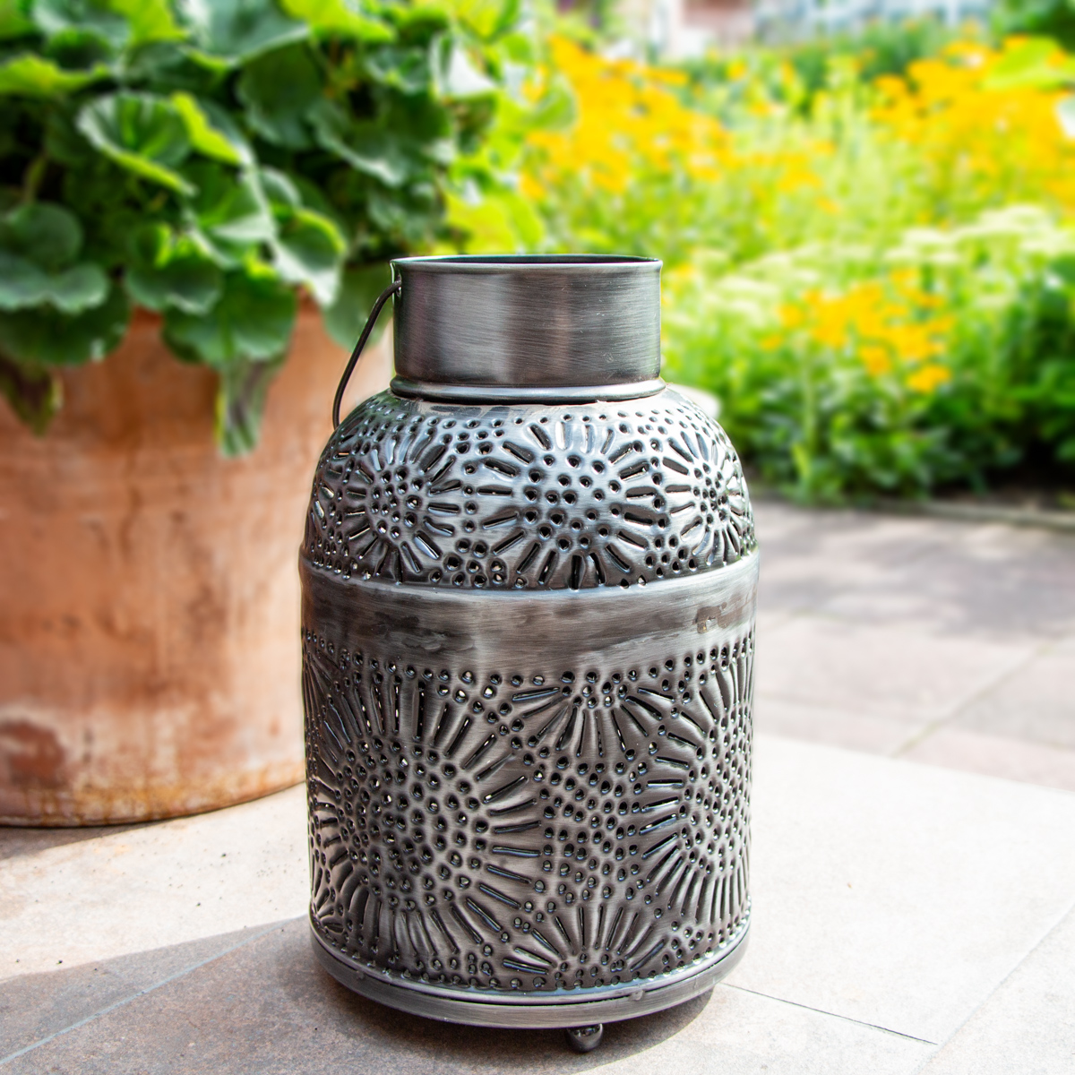 Große Laterne, Muster, Windlicht  | Eisen, Grau-silber | H 31,0 x B 19,0 cm