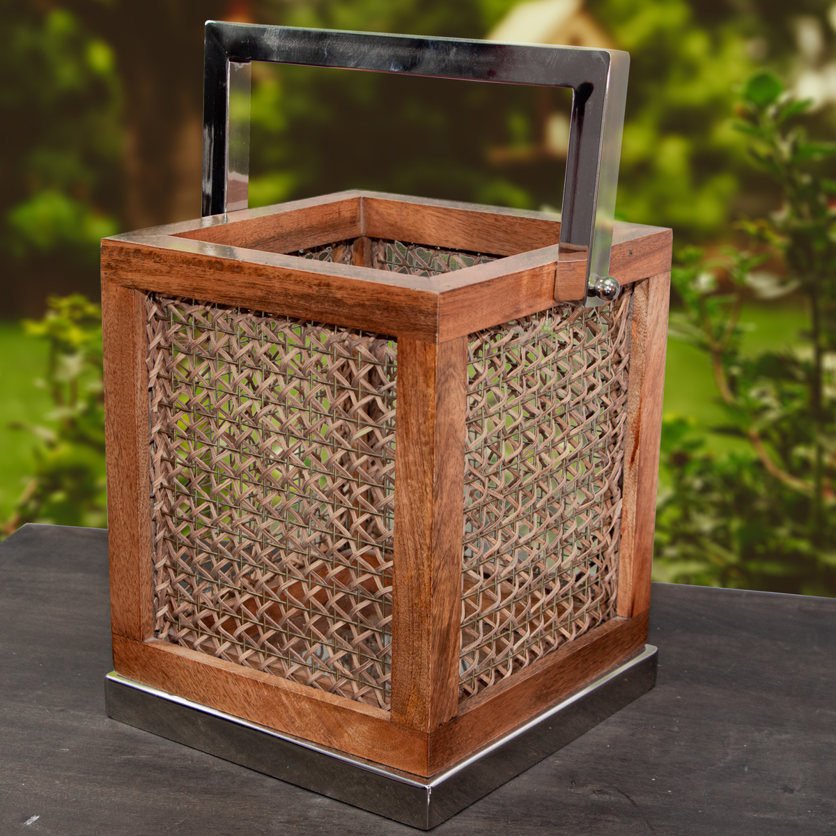 Laterne aus Holz - Flecht-Look, Edelstahl Applikationen, Windlicht, Kerzenhalter