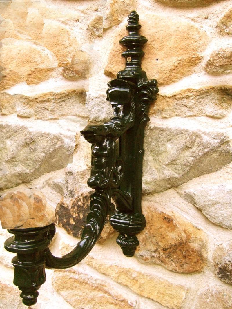 Außenleuchte Madrid 95 - Wandhalterung groß H 95 cm Länge 50 cm