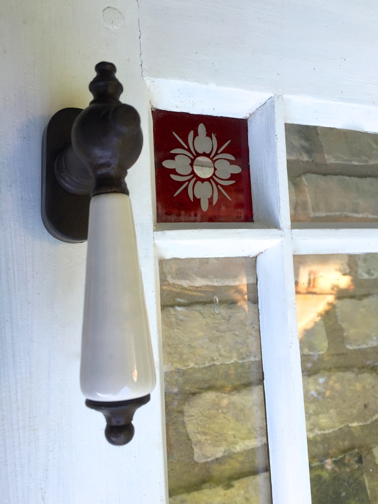 Olive für Landhausstil Fenster, mit Porzellan-Griff, Fensterbeschläge wie antik