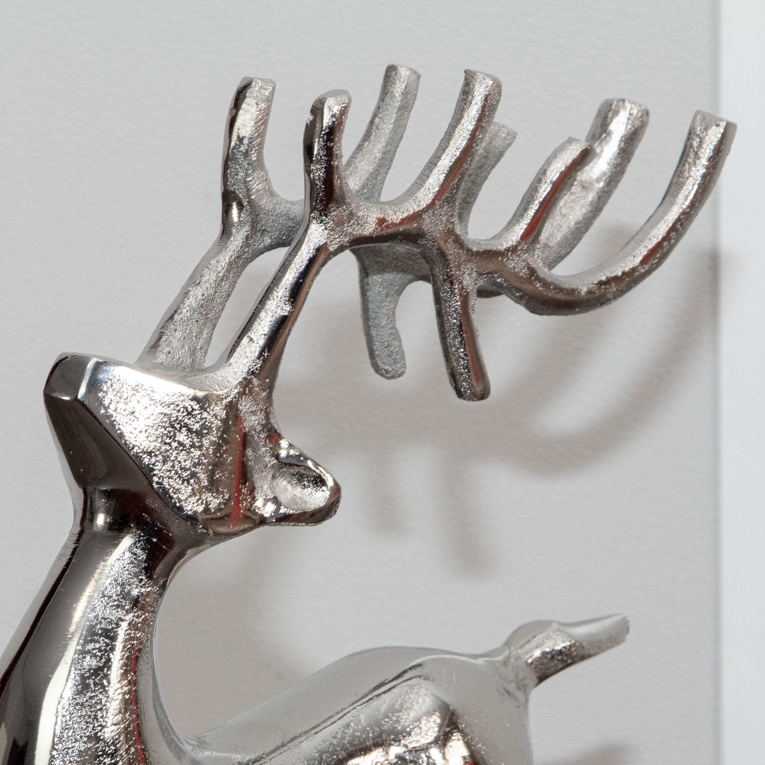 Rentier Figur, stehend, aus Aluminium Tierfiguren Dekoration