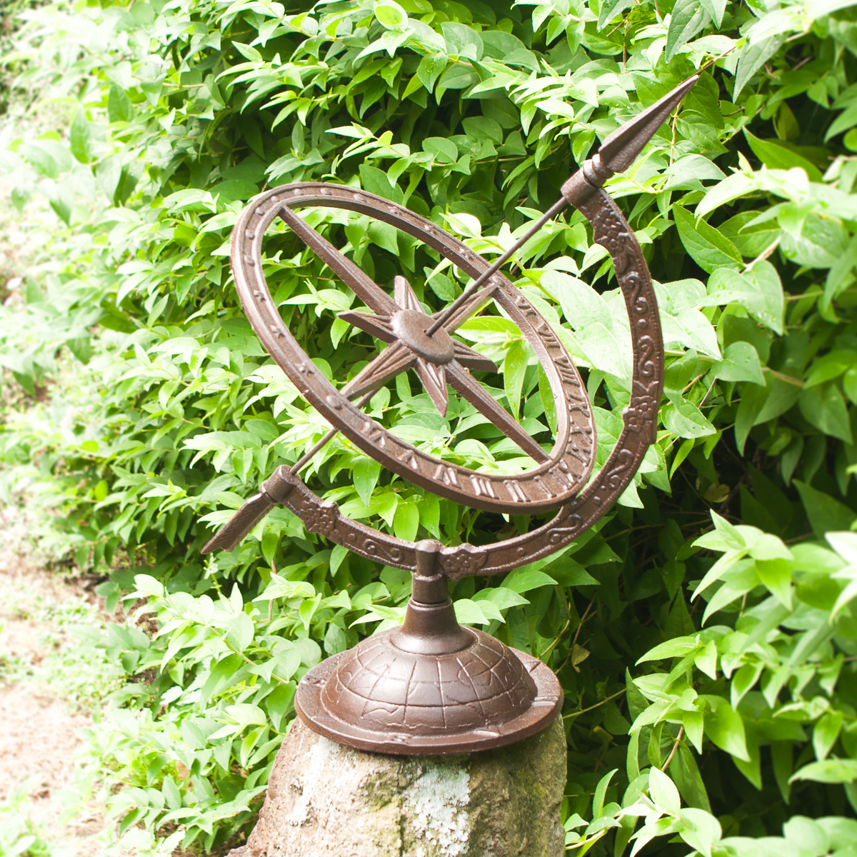 Sonnenuhr im Landhausstil, Gartenuhr Gusseisen für Terrasse und Garten - H.52cm