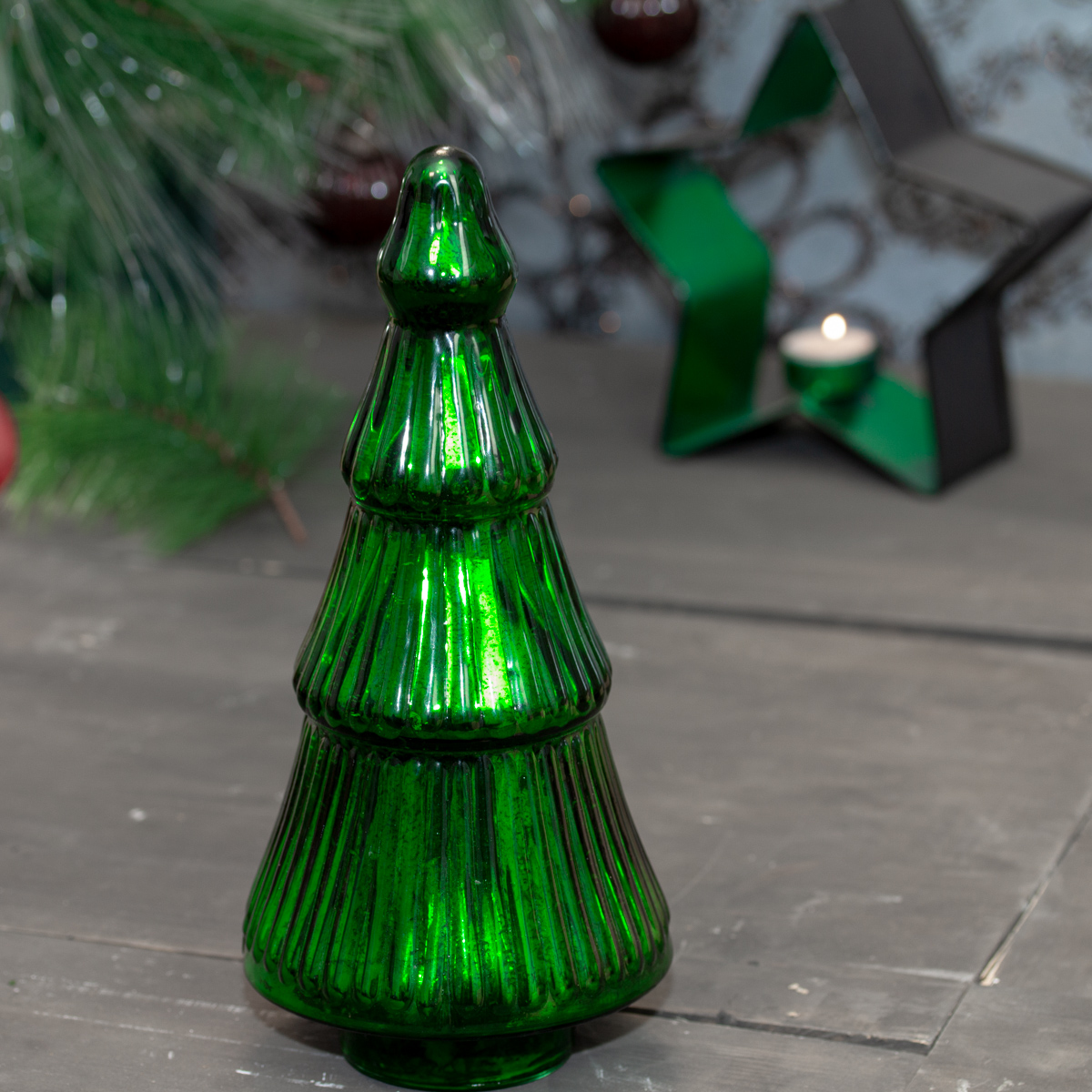 Skulptur, Weihnachtsbaum für Fensterbrett, aus grünem Glas, Tischdeko zu Weihnachten, Tannenbaum