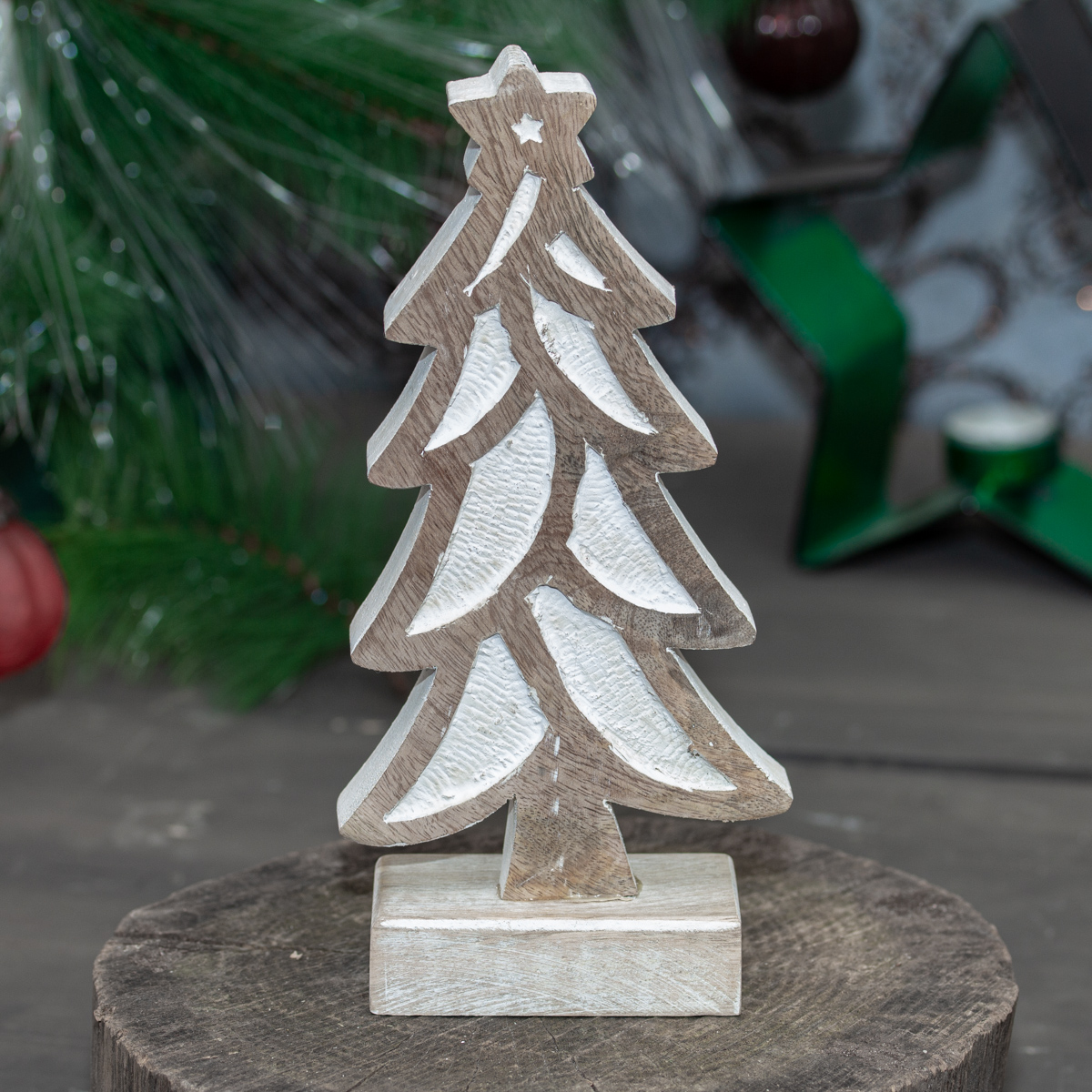 Weihnachtsbaum aus Holz fürs Fensterbrett, Tischdeko zu Weihnachten, Tannenbaum