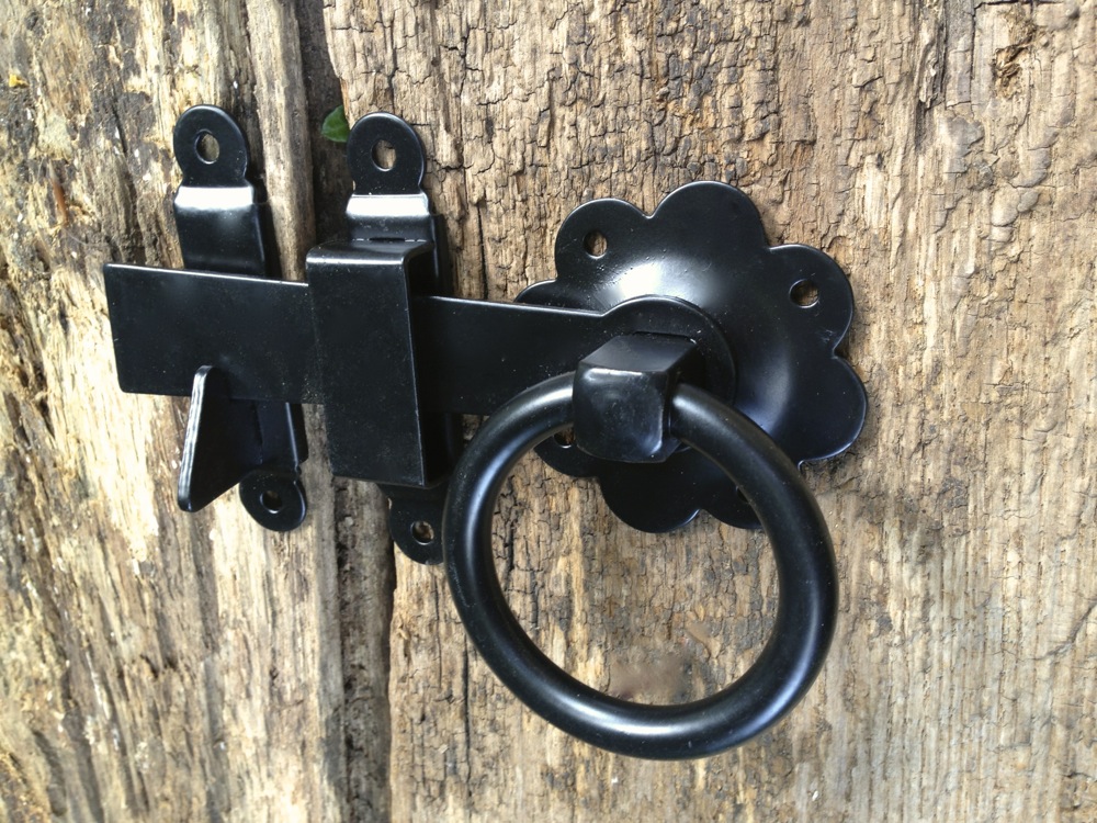 Torriegel - Torverschluss mit-Ring, rustikaler Verschluss für Tor oder Gartentor