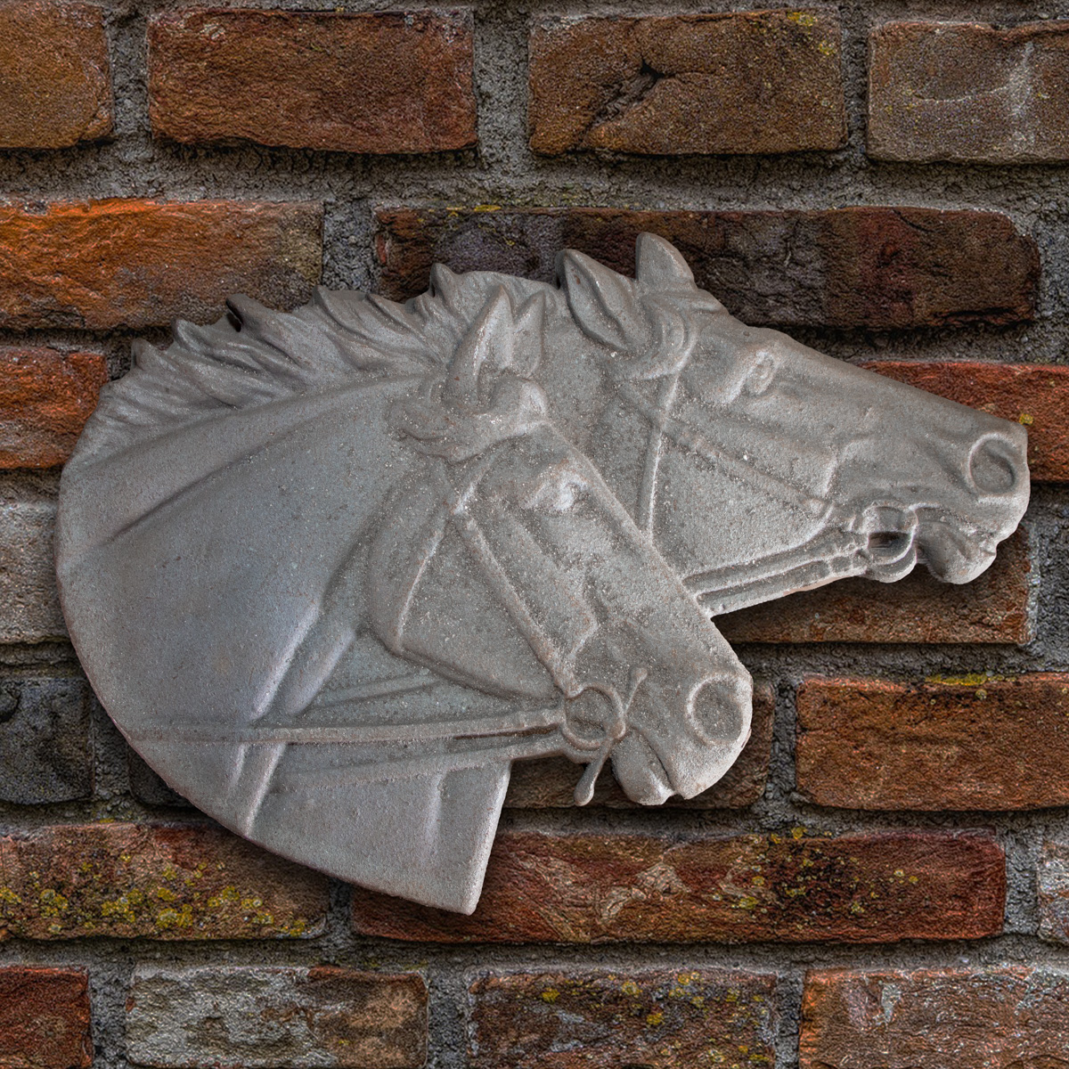 Mauerrelief, Pferde, Wandeko, Gusseisen, Rostig
