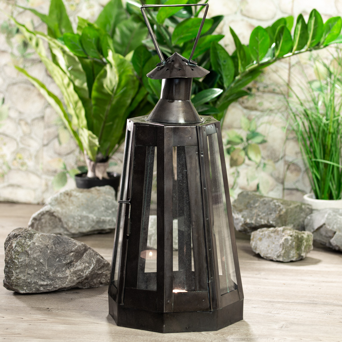 Windlicht aus Eisen, Groß Kerzenständer in Antikbraun, Tischlicht