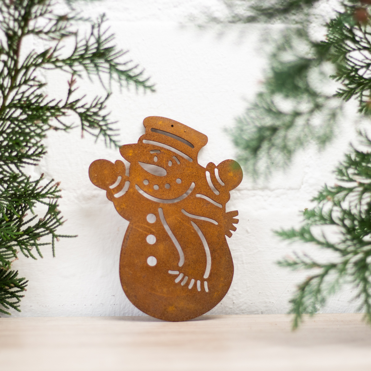 Lustiger Schneemann, Advents- und Weihnachts- Schmuck aus Edelrost, Fensterdeko