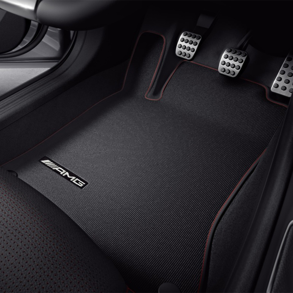 Mercedes-AMG Fußmatten 4er-Set, Kurzschlingenoptik, schwarz/rot, W176 / W246 / C117 / X117 / X156