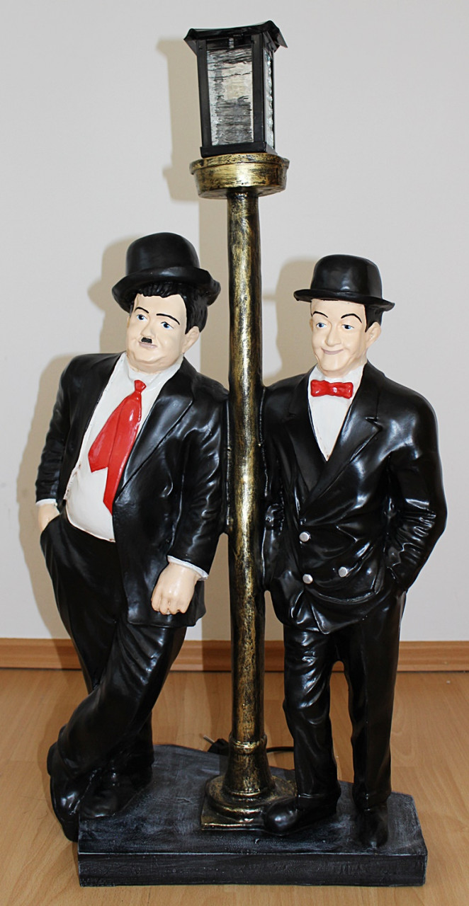 Dekofigur Dick und Doof stehend an el. Laterne Komiker Schauspieler H 81cm