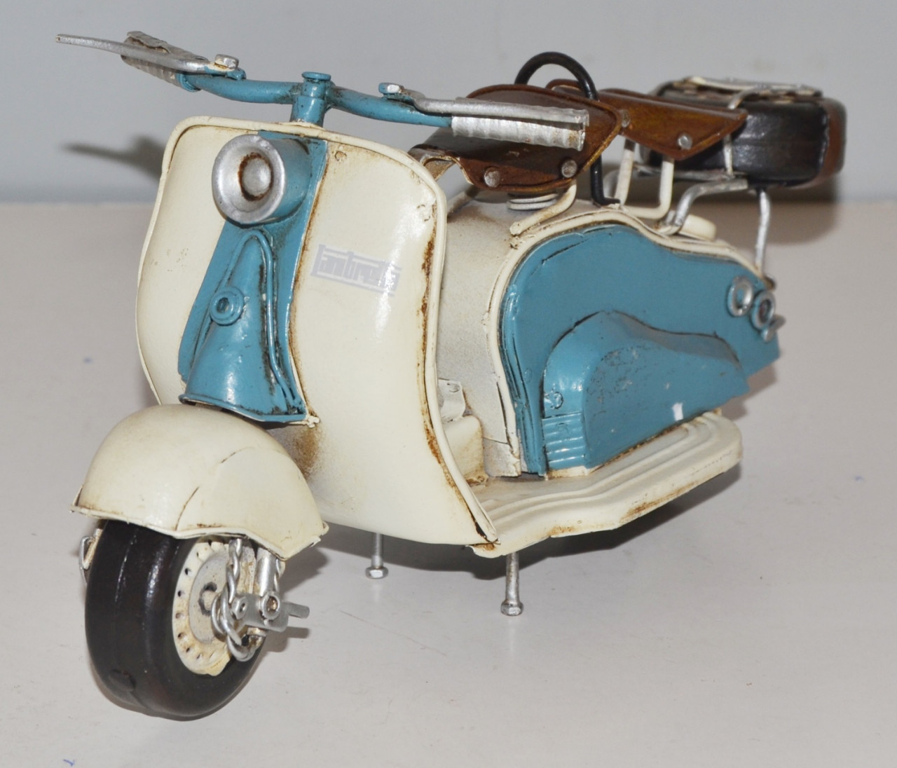 Blechmodell Roller Nostalgie Modellauto Oldtimer Marke Lambretta Motorroller Modell aus Blech L 24cm