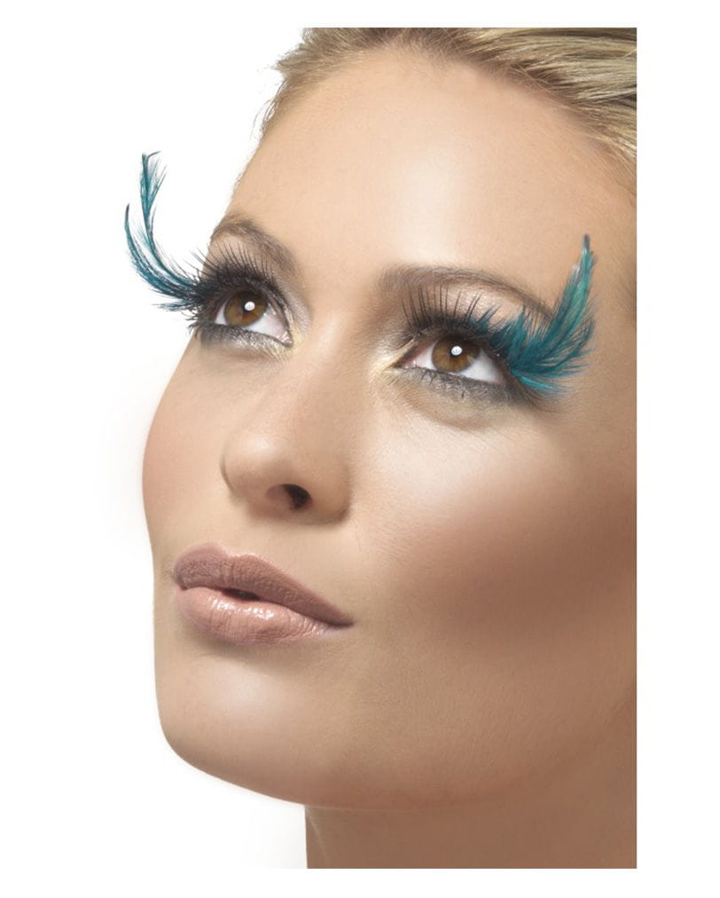 Schwarze Wimpern mit Feder