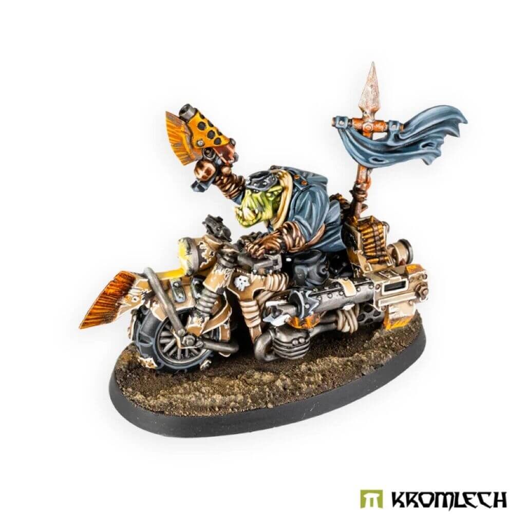 Ork-Großmantel Biker 2