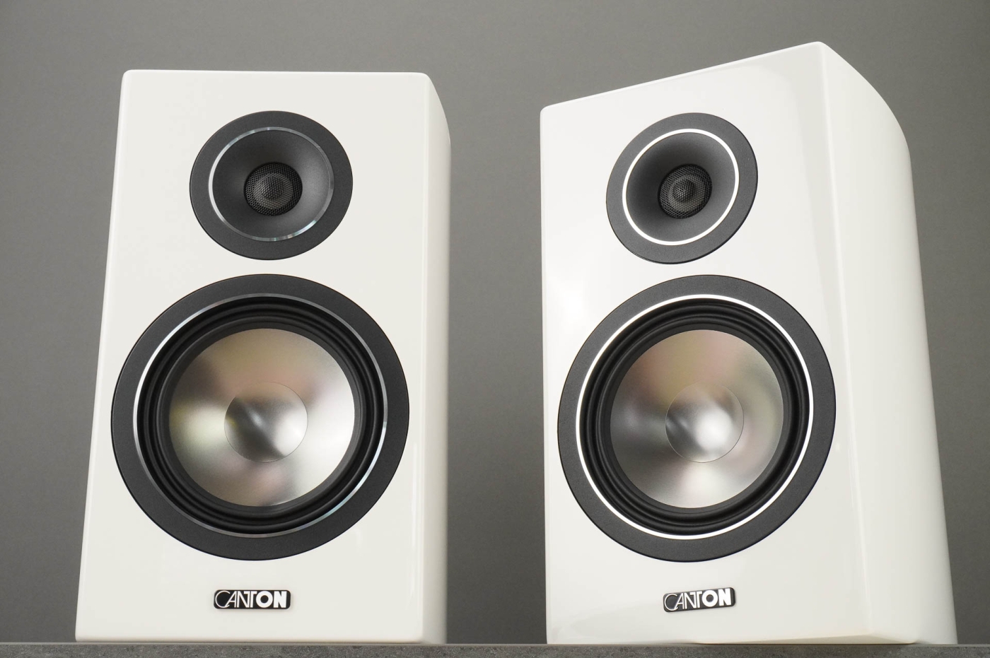 CANTON Vento 836.2 Weiss - Regallautsprecher, Paar | Aussteller, siehe Fotos