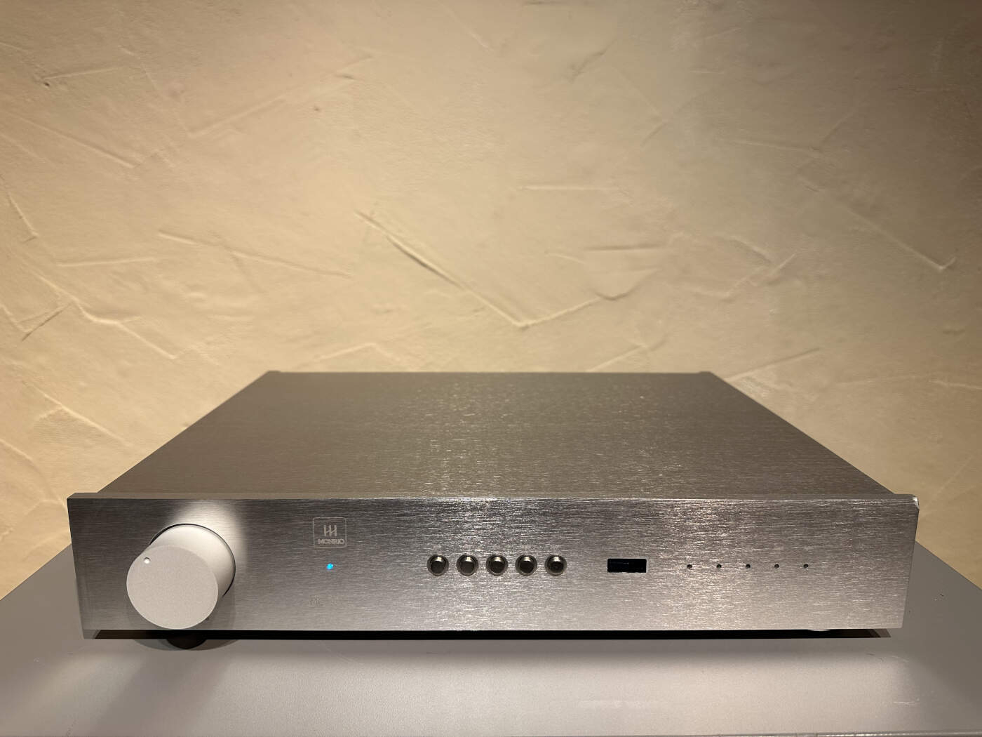 Monrio MC 201 Stereo-Vollverstärker mit 2 x 60 Watt UVP 1799 € | Auspackware, sehr gut