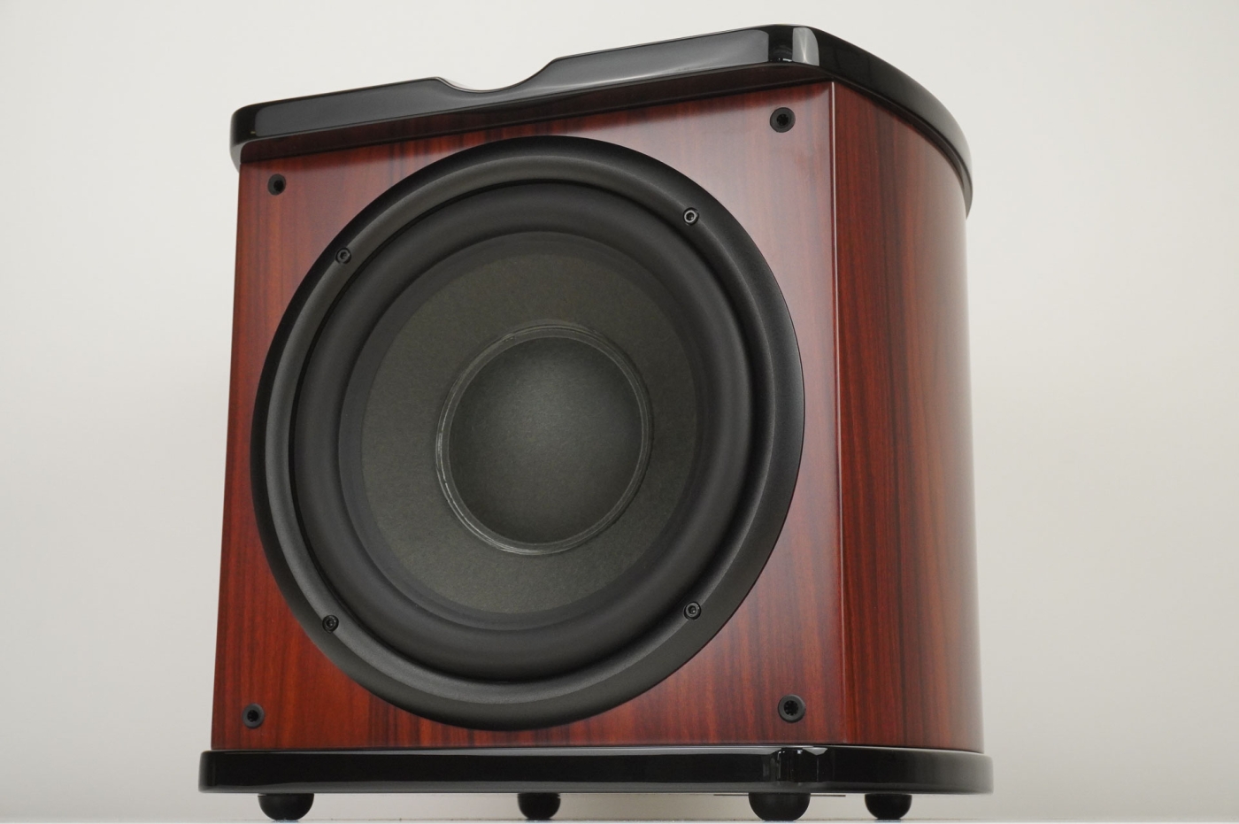 SWAN Sub 10D Palisander Aktiv-Subwoofer | Neu | UVP 834 €
