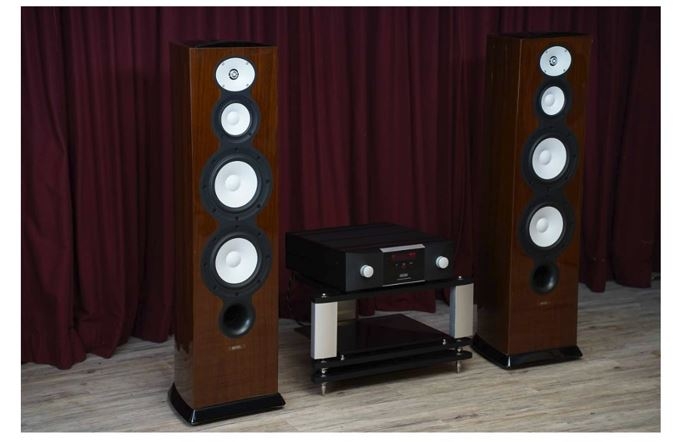 Bundle High-End Audio Bundle: Mark Levinson No. 5805 Verstärker & Revel Performa F228Be Standlautsprecher