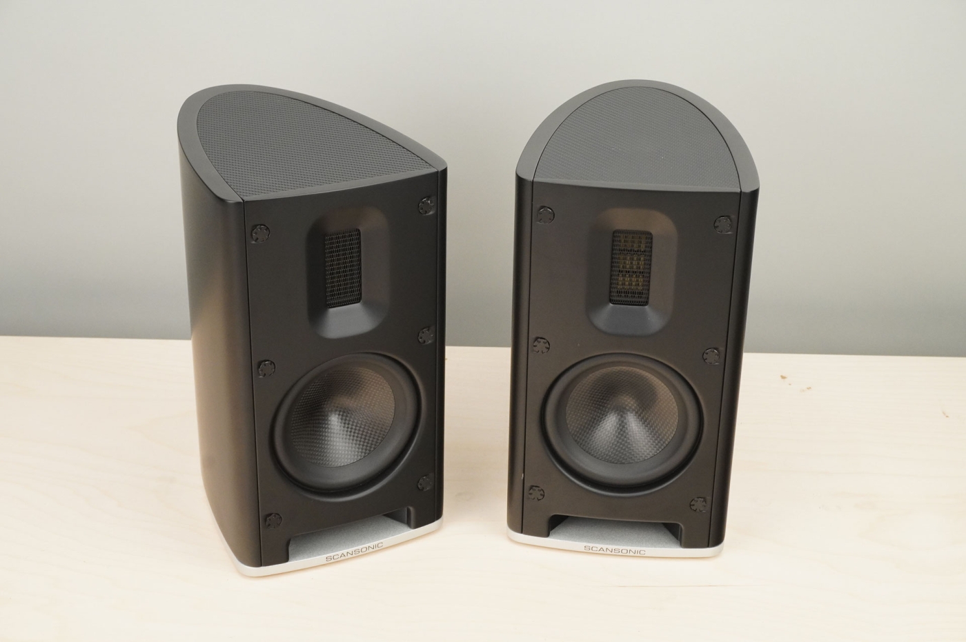 Scansonic MB1 B Schwarz Paar HighEnd-Regallautsprecher | Auspackware, siehe fotos