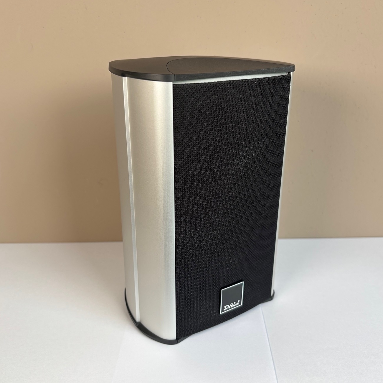 Dali Elegance 01 - 2-Wege Lautsprecher bis zu 100W Stück | Auspackware, wie neu