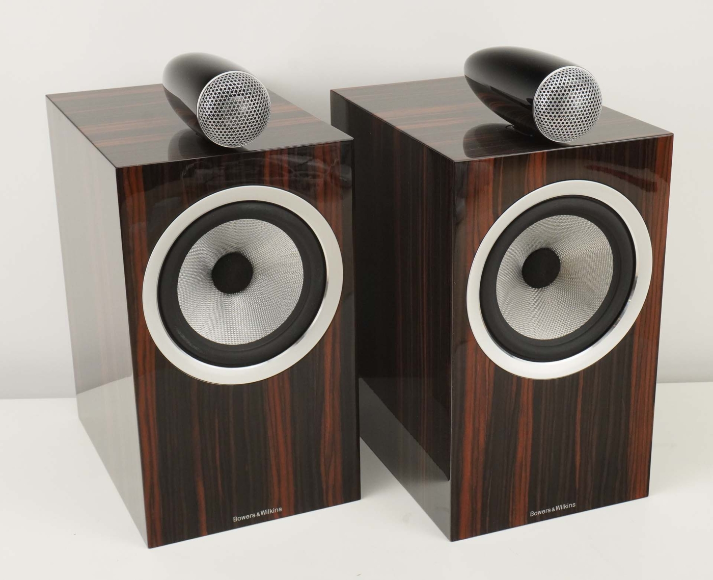 Bowers & Wilkins B&W 705 S2 Signature Datuk Regallautsprecher Gloss, Paar | Ausspackware, siehe Fotos
