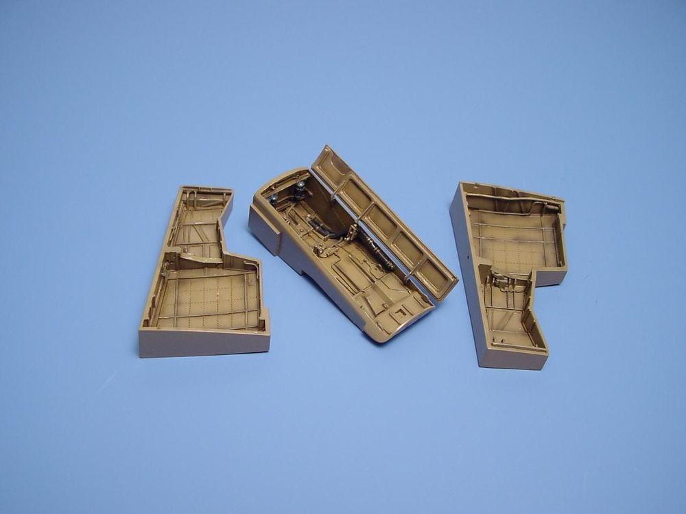 Dornier Do 335 Pfeil - Wheel bay [Tamiya]