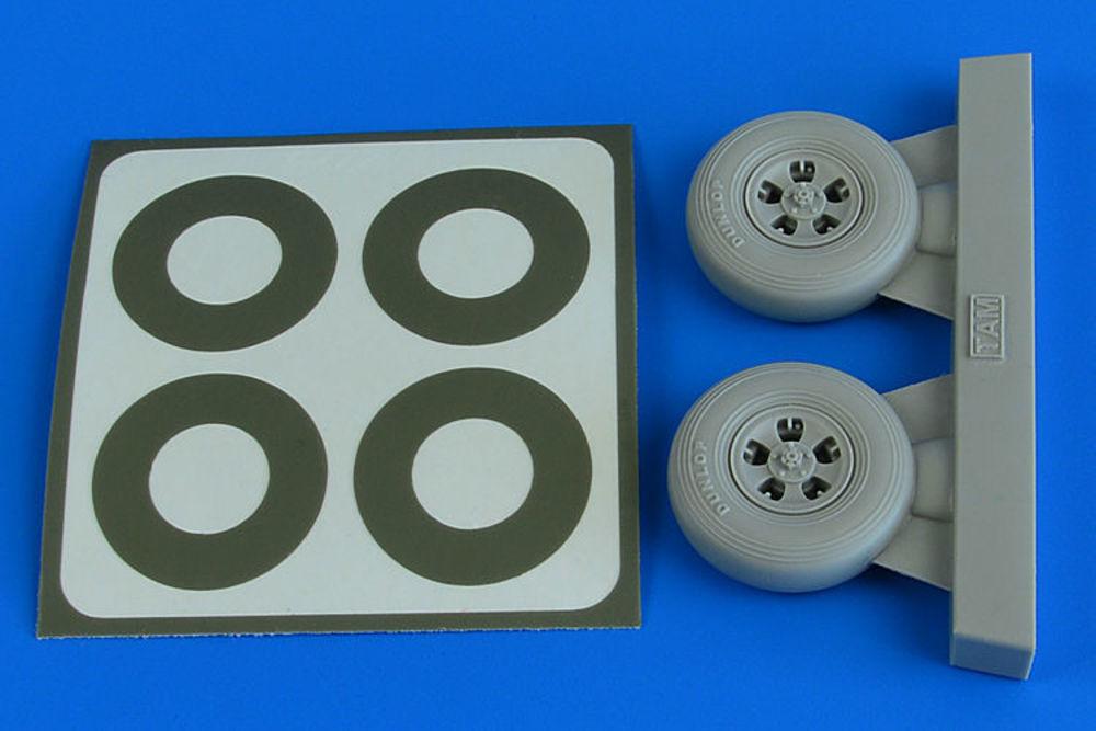 Spitfire Mk.IX - Wheels (5-spoke) & paint masks [Tamiya]