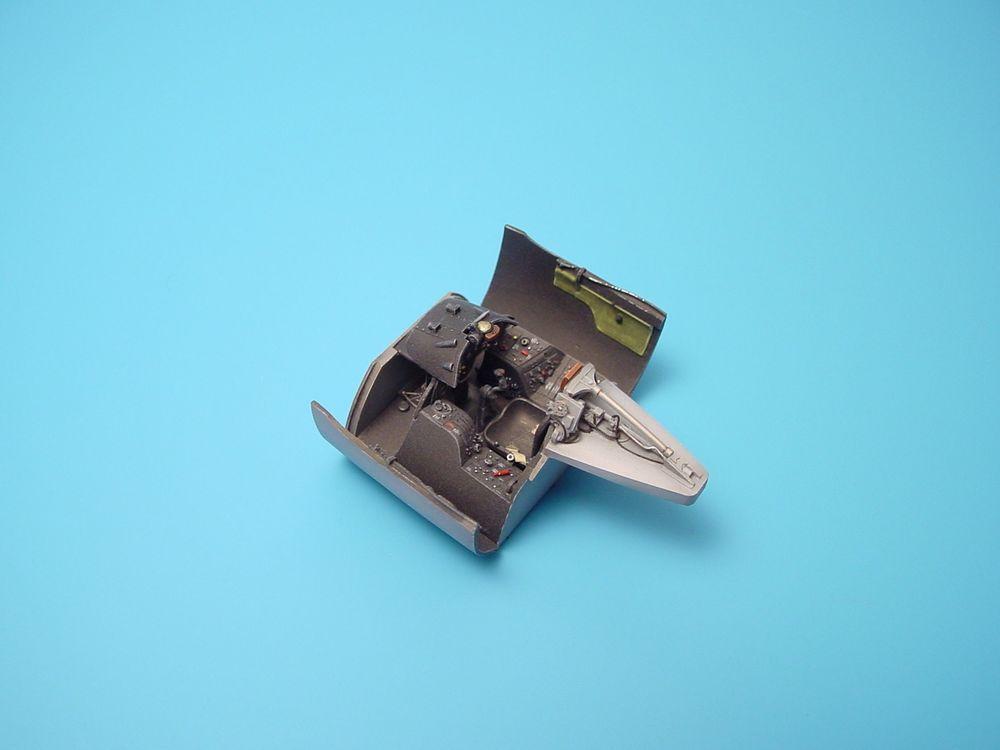 A-1H Skyraider - Cockpit Set [Tamiya]